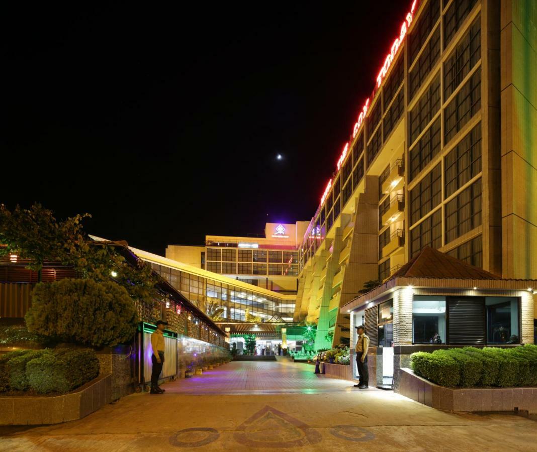 Hotel The Cox Today Cox's Bazar Extérieur photo